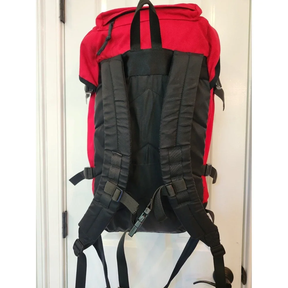 REI vintage red
